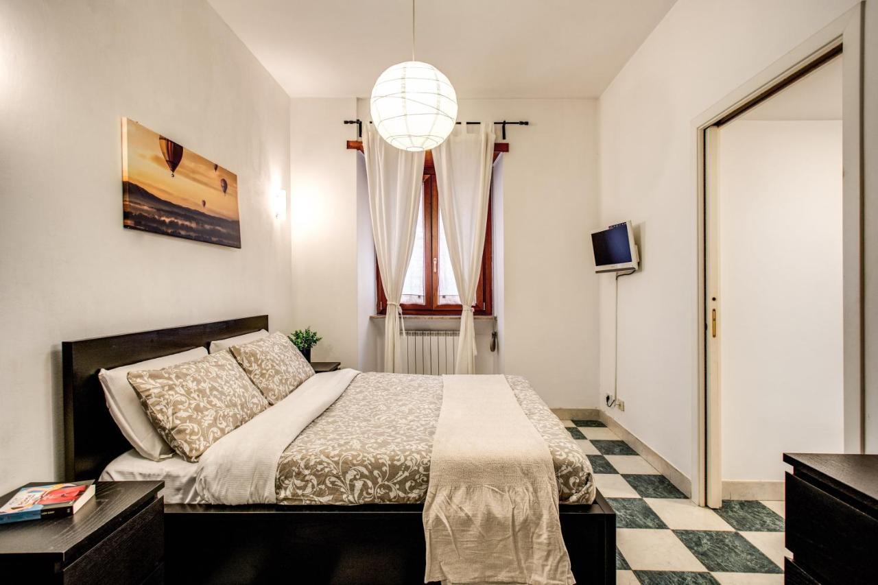 Popolo Accommodation - Lovely Central Apartment Rom Exteriör bild