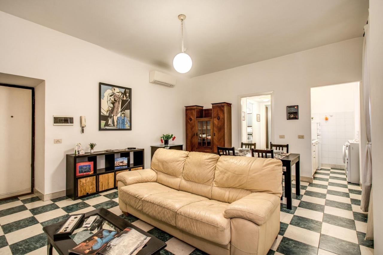 Popolo Accommodation - Lovely Central Apartment Rom Exteriör bild